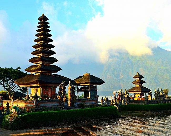 Nászút az istenek szigetén, Balin – 3. rész: kirándulások Észak- és Dél-Bali