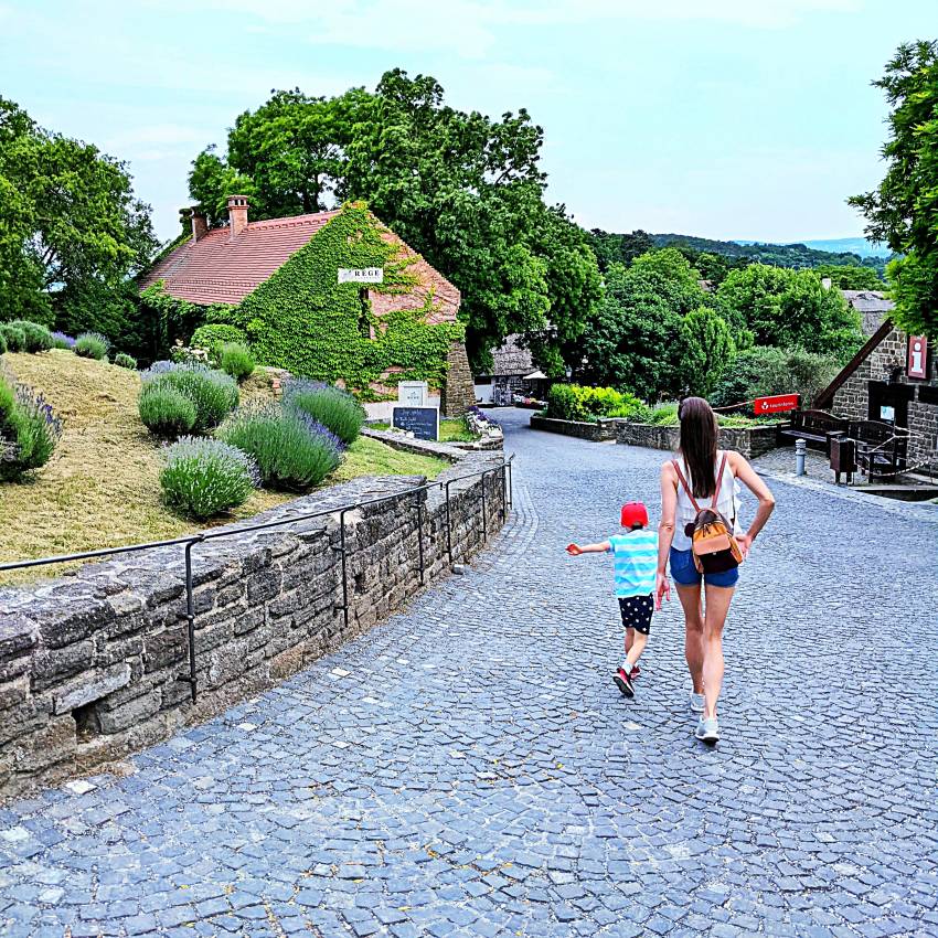 Tihany - Come With Me Blog