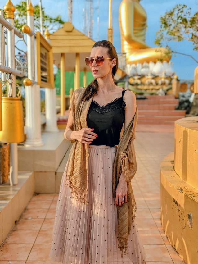 Templom, Thaiföld, öltözet - Come With Me Blog