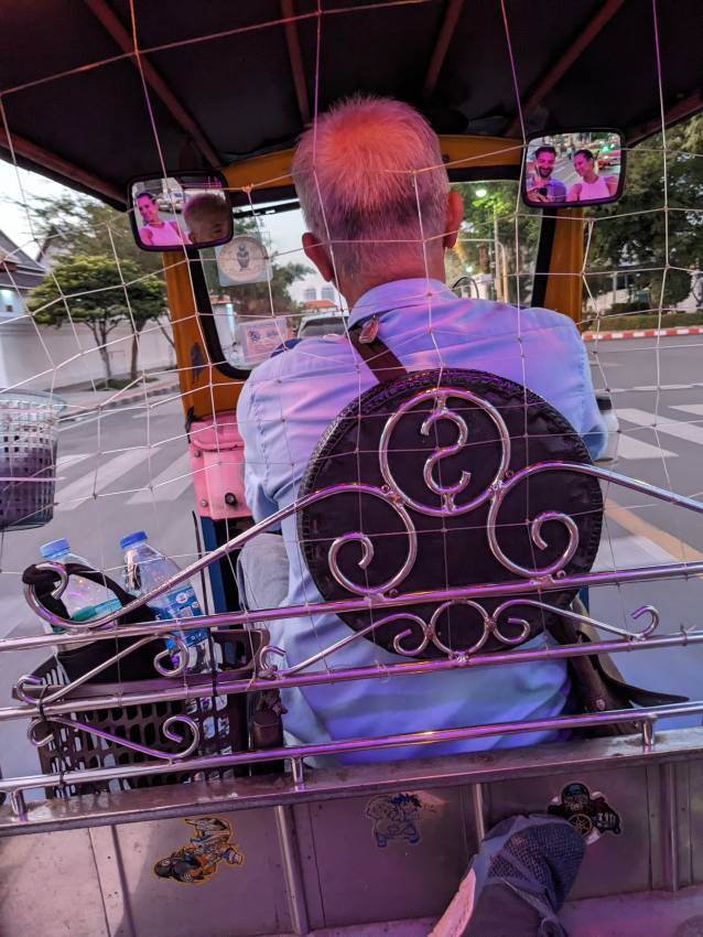 Motoros tuktuk, Bangkok