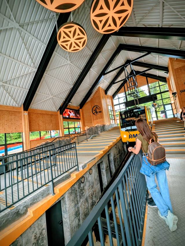 Ezzel a felvonóval lehet kényelmesen feljutni a Gubalówkára - Lengyelország