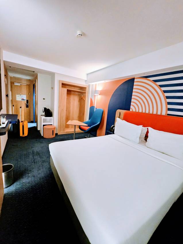 https://www.tkqlhce.com/click-101690730-14312907?sid=lisszabon&url=https%3A%2F%2Fwww.booking.com%2Fhotel%2Fpt%2Fholiday-inn-express-suites-lisbon-principe-real-by-ihg.hu.html%3F